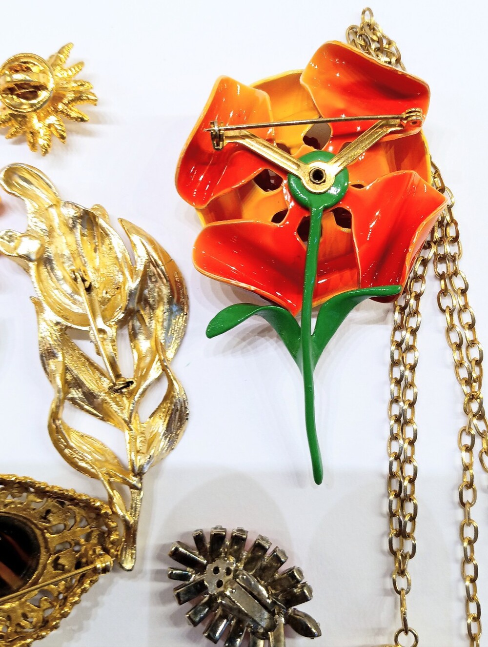 Vintage Jewelry Lot Enamel Flowers Rhinestone Pin Earrings - Picture 13 of 14